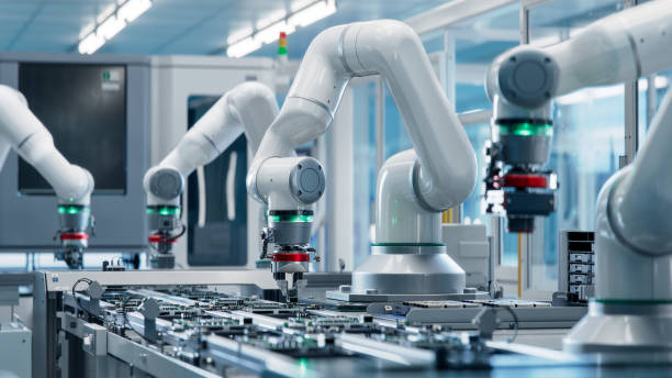 安価な協働ロボットと高性能な協働ロボットのイメージ画像